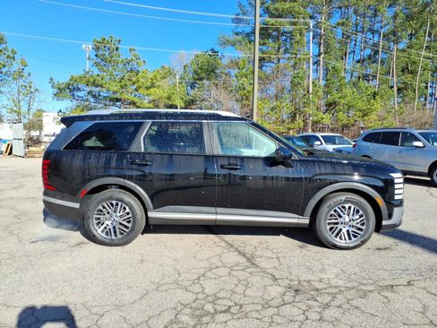New 2026 Hyundai Palisade SEL image 2