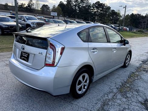 Used 2014 Toyota Prius Two image 7