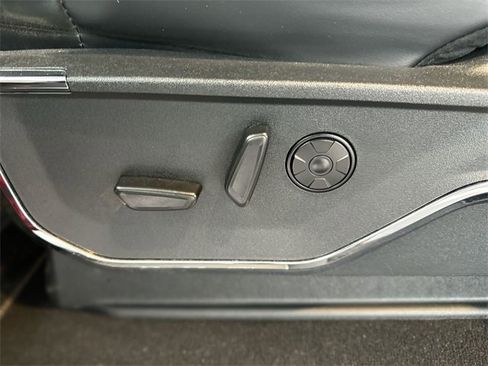 Used 2024 Ford F250 Platinum w/ FX4 Off-Road Package image 13