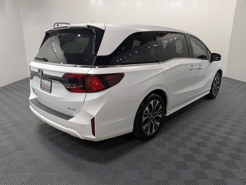 New 2026 Honda Odyssey Elite image 6
