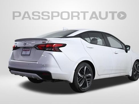 New 2025 Nissan Versa SR w/ Trunk Package FWD image 7