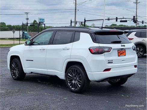 Used 2023 Jeep Compass High Altitude AWD/4WD image 10