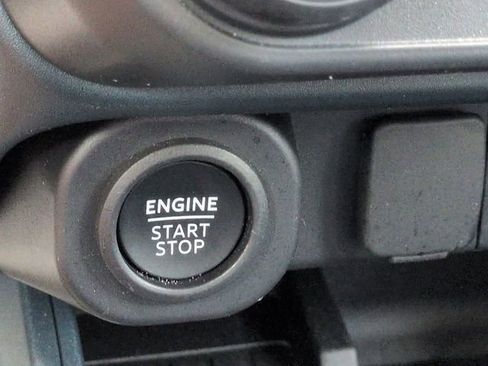 Certified 2025 Ford Maverick Lariat AWD/4WD image 28