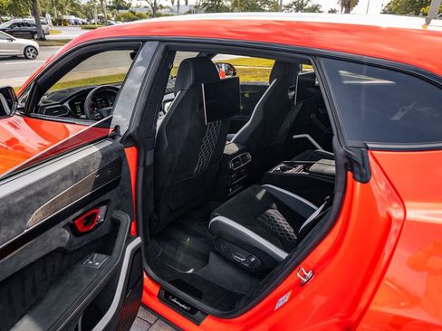 Used 2024 Lamborghini Urus Performante image 41