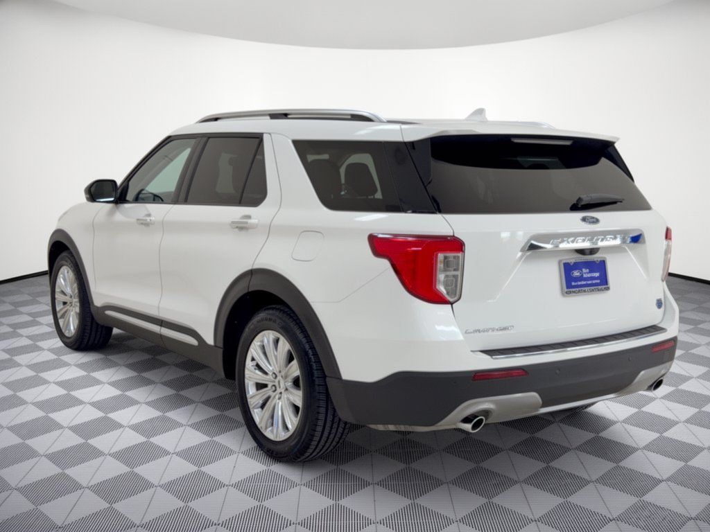 Used 2022 Ford Explorer Limited w/ Equipment Group 301A RWD image 3