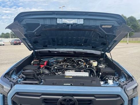 Certified 2026 Toyota Tacoma TRD Off-Road AWD/4WD image 20