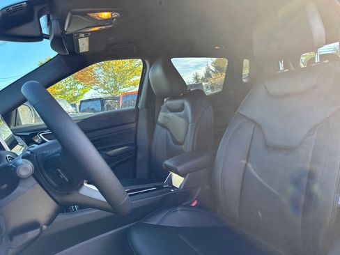 New 2026 Jeep Compass Limited image 13