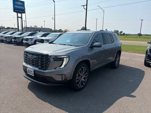 New 2026 GMC Acadia Denali Ultimate w/ LPO, Floor Liner Package AWD/4WD image 2