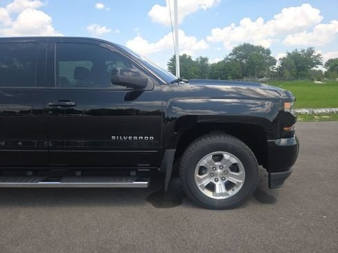 Used 2018 Chevrolet Silverado 1500 LT w/ True North Edition AWD/4WD image 4