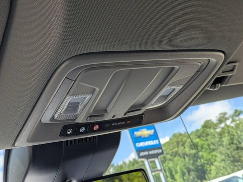 New 2026 Chevrolet Silverado 1500 W/T w/ WT Value Package AWD/4WD image 18