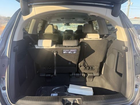 New 2026 Honda Odyssey Elite image 15