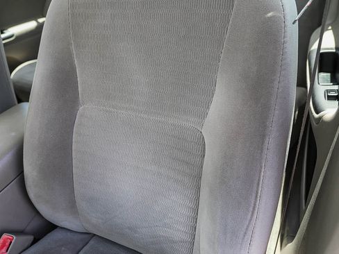 Used 2006 Toyota Camry LE FWD image 21
