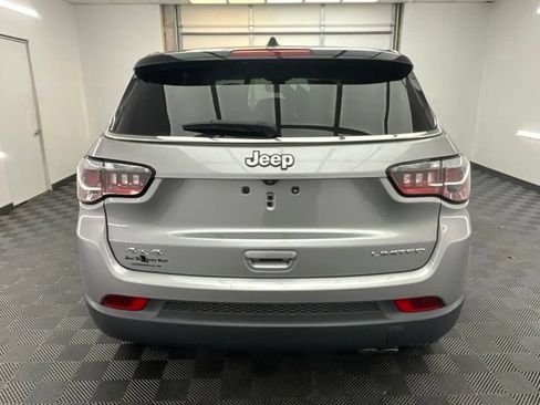 Used 2018 Jeep Compass Limited AWD/4WD image 21