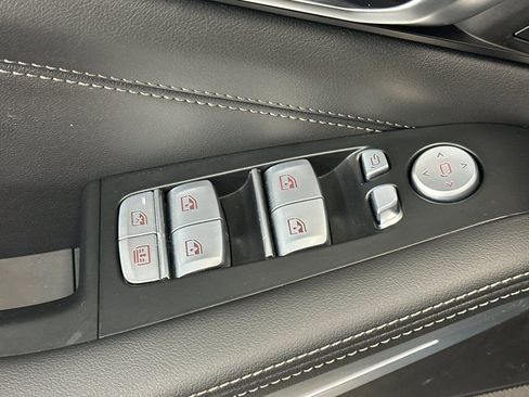 Used 2025 BMW X7 xDrive40i w/ M Sport Package image 13