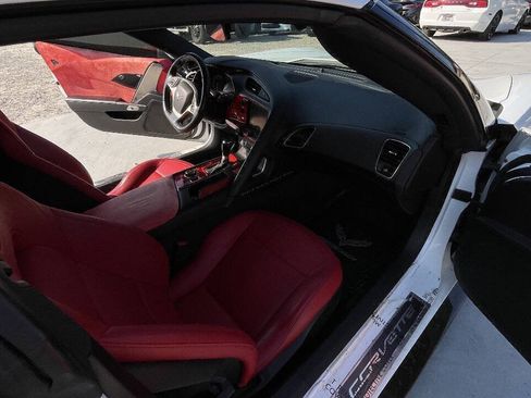 Used 2016 Chevrolet Corvette Stingray Coupe RWD image 21