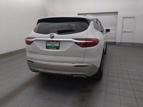 Used 2020 Buick Enclave Essence image 7