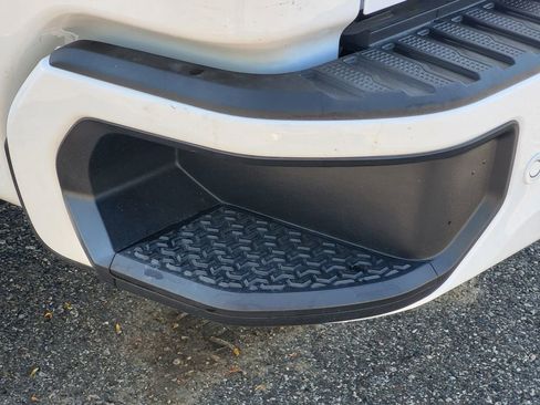 New 2025 GMC Sierra 3500 Denali w/ Denali Reserve Package image 12