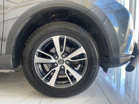 Used 2016 Toyota RAV4 XLE AWD/4WD image 29