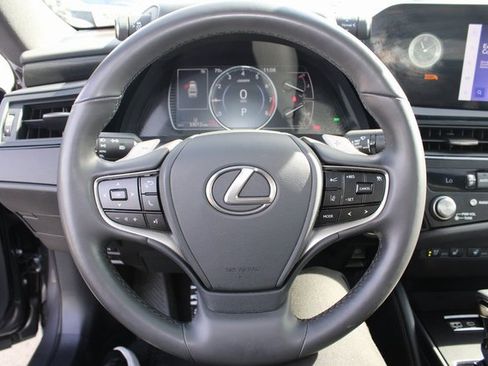 Certified 2023 Lexus ES 350 w/ Premium Package image 16