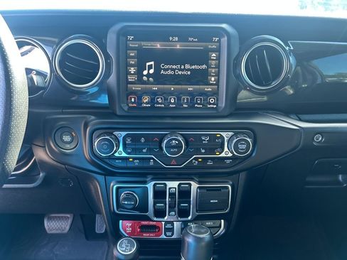 Used 2023 Jeep Wrangler Unlimited Rubicon 392 w/ Xtreme Recon 35" Tire Package image 15