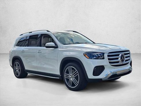 New 2026 Mercedes-Benz GLS 450 4MATIC image 7