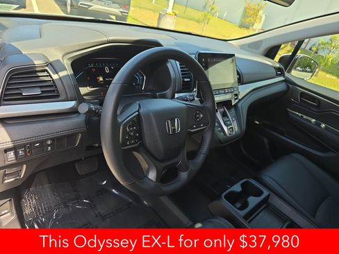 Used 2024 Honda Odyssey EX-L image 24