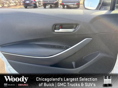 Used 2021 Toyota Corolla SE image 12