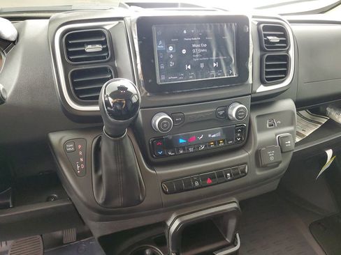 Used 2024 RAM ProMaster 2500 w/ Quick Order Package 22G SLT image 16