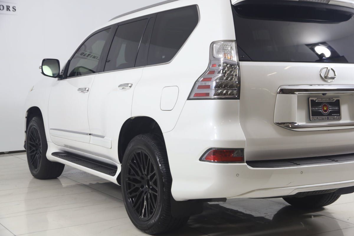 Used 2015 Lexus GX 460 Luxury AWD/4WD image 22