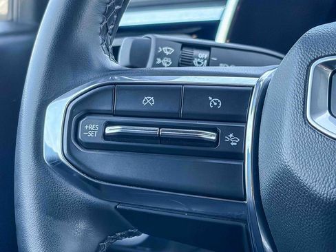 Used 2024 GMC Canyon Elevation w/ Elevation Premium Package image 20