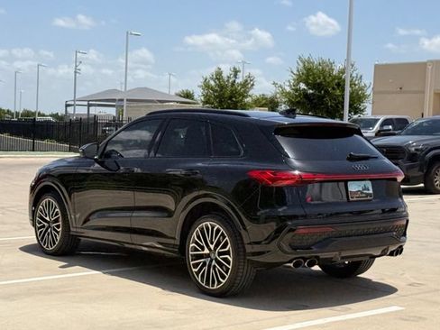 Used 2025 Audi SQ5 Prestige AWD/4WD image 7