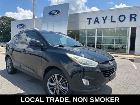 Used 2015 Hyundai Tucson SE FWD image 1