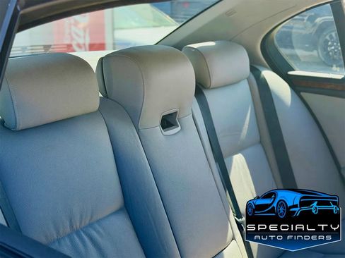 Used 2008 BMW 528i Sedan RWD image 11