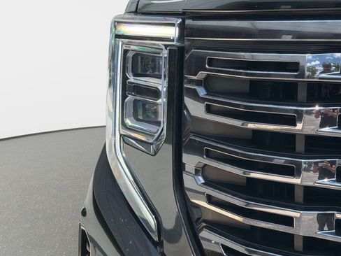 Used 2025 GMC Sierra 1500 Denali Ultimate AWD/4WD image 16