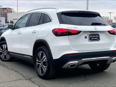 Used 2026 Mercedes-Benz GLA 250 4MATIC image 10
