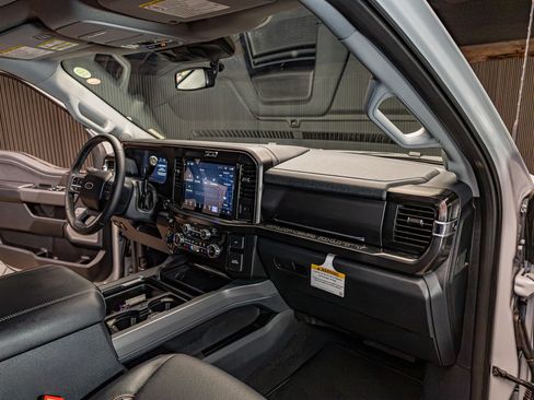 Used 2026 Ford F250 Lariat AWD/4WD image 17
