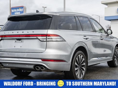 Used 2023 Lincoln Aviator Black Label Grand Touring image 4