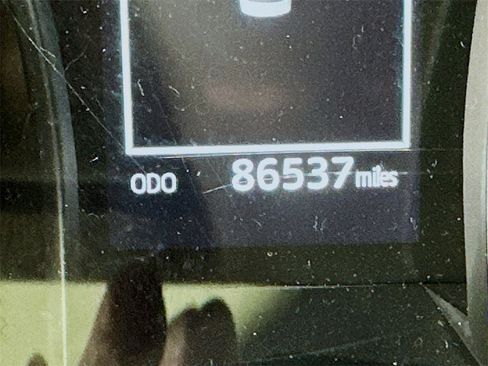 Used 2023 Toyota Camry LE image 33