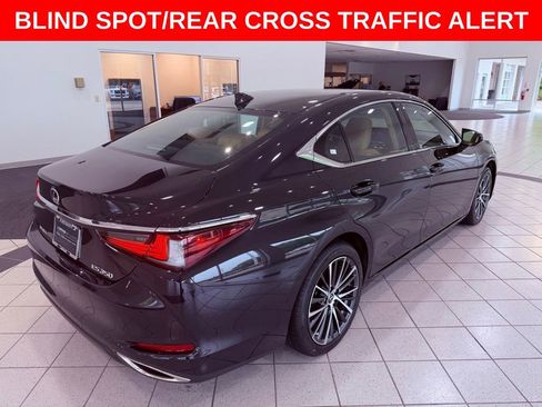 Certified 2024 Lexus ES 350 w/ Premium Package FWD image 8
