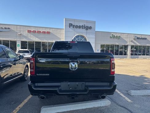 Used 2022 RAM 1500 Laramie w/ Sport Appearance Package AWD/4WD image 8