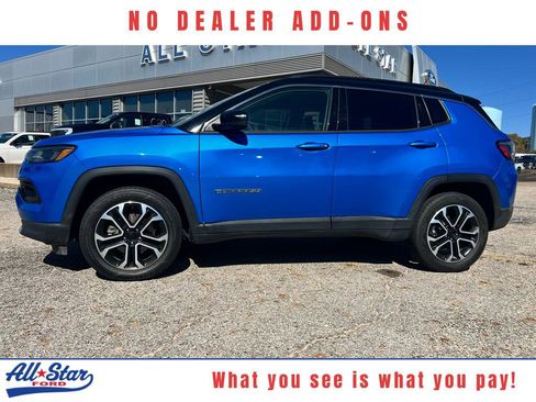 Used 2022 Jeep Compass Limited image 1