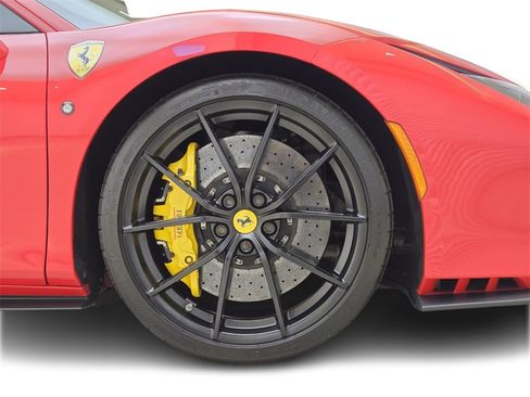 Used 2020 Ferrari F8 Tributo image 8