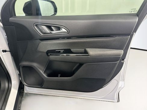 Used 2024 Honda Prologue EX image 33