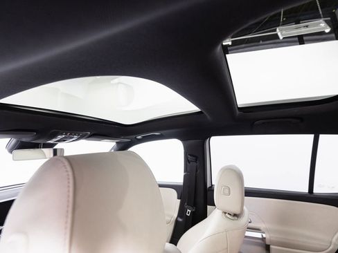 Certified 2024 Mercedes-Benz EQB 300 4MATIC image 20