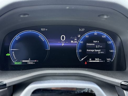 Certified 2025 Toyota Camry XLE w/ Premium Plus Package AWD/4WD image 33
