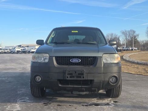 Used 2006 Ford Escape XLT image 13