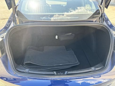 Used 2018 Tesla Model 3 Long Range RWD image 26