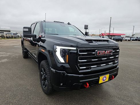 New 2026 GMC Sierra 2500 AT4 w/ AT4 Premium Plus Package AWD/4WD image 7