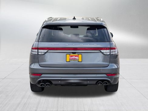 Used 2021 Lincoln Aviator Reserve w/ Equipment Group 208A AWD/4WD image 4