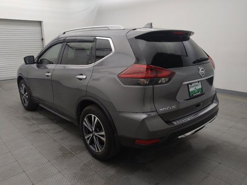 Used 2019 Nissan Rogue SV w/ Sun & Sound Touring Package FWD image 5